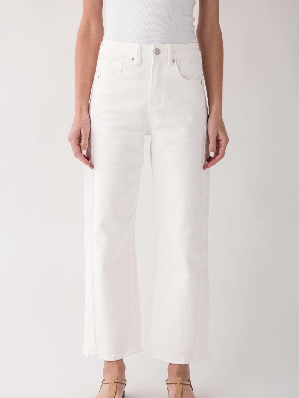 NWT!  Risen Wren Barrel High Rise.   Sz 28